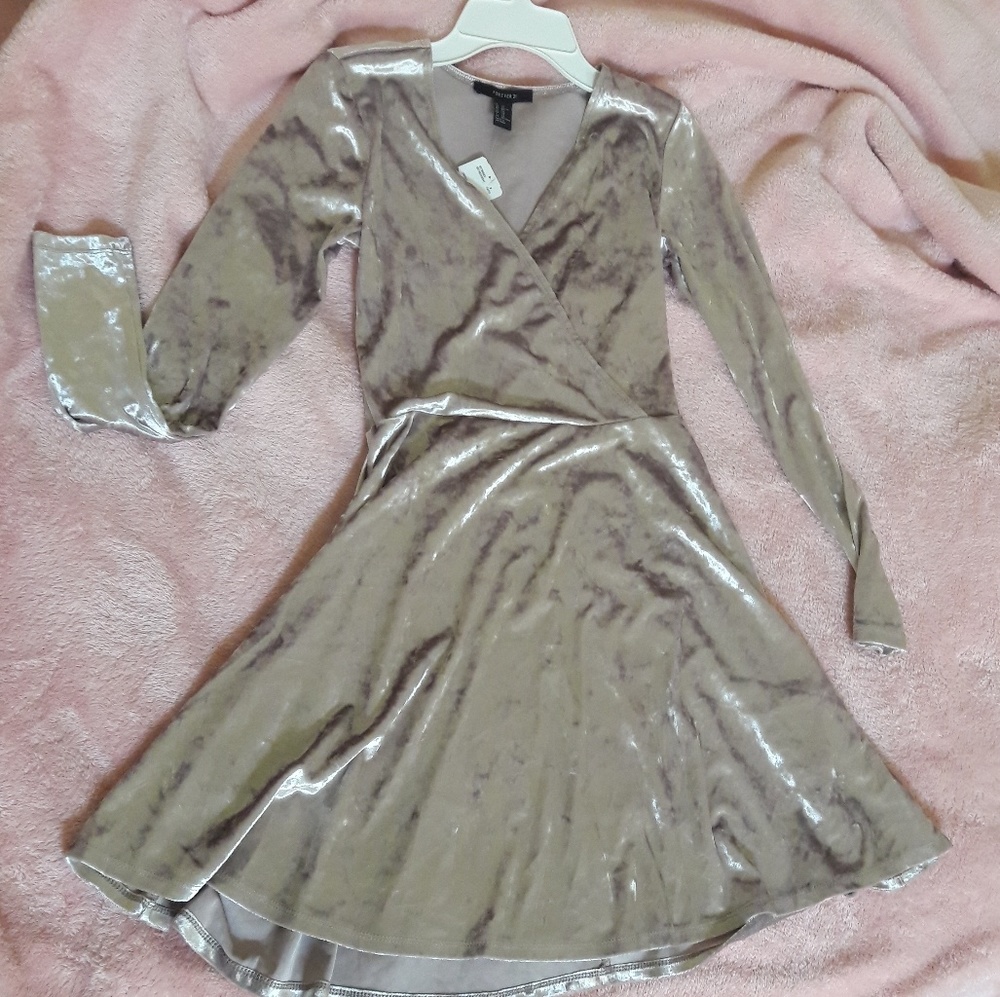 Soft velvet shimmer dress